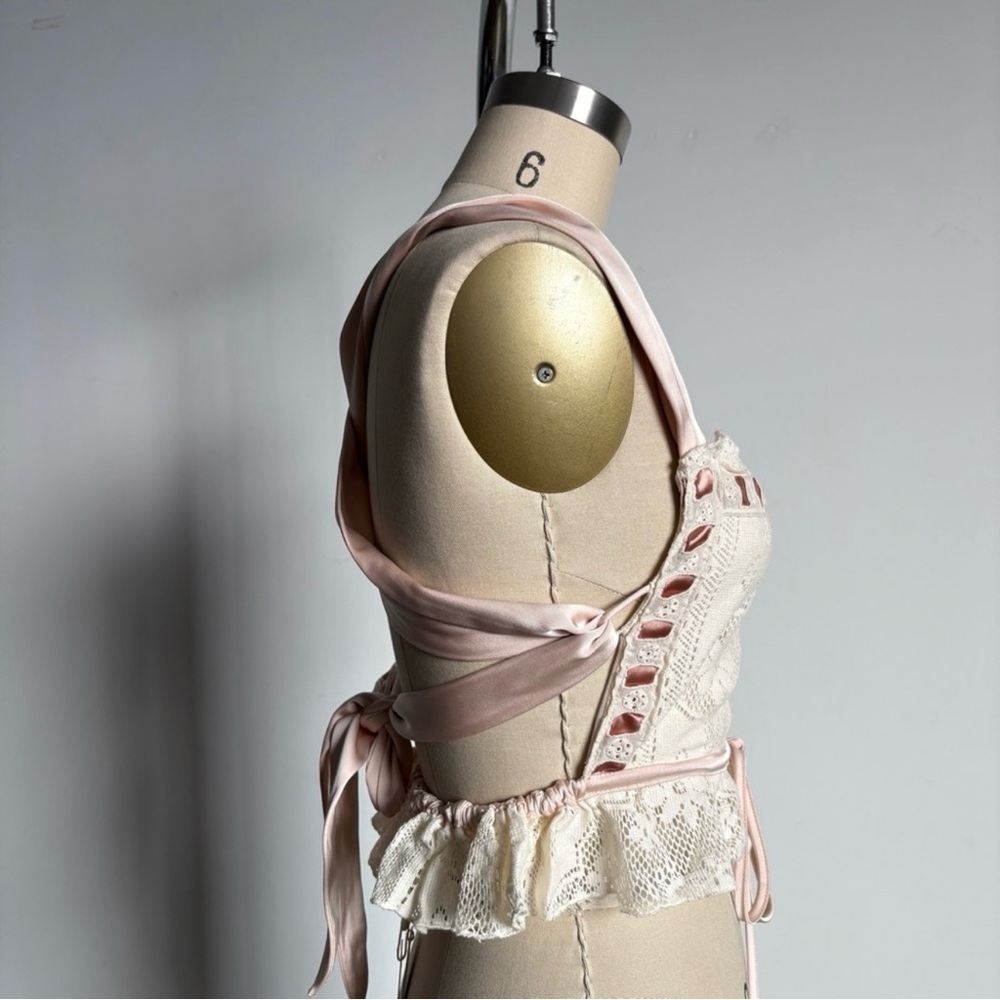 For Love & Lemons Charlotte Lace Top - Picture 3 of 10